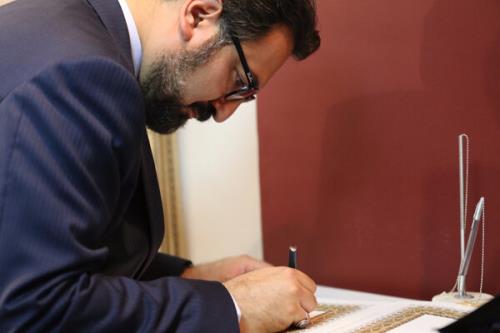 یک درخواست از آقای وزیر