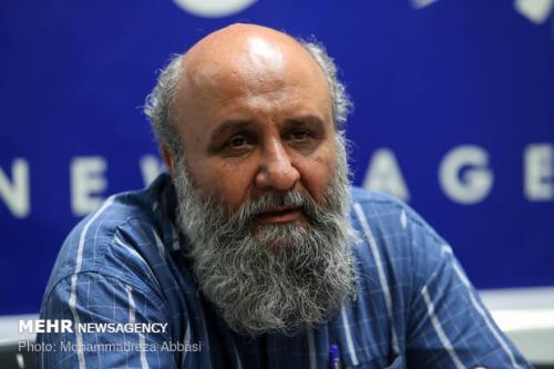 هفته هنر انقلاب بهانه ای شد تا سیر تکاملی هنر گرافیک شکل بگیرد