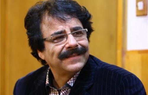 علیرضا افتخاری: زمانی کشتی می گرفتم