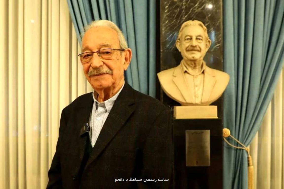 عیادت مدیرعامل بنیاد رودکی از حسن ریاحی