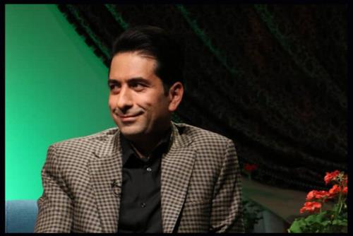 محمد معتمدی تک آهنگ عاشقم را منتشر نمود