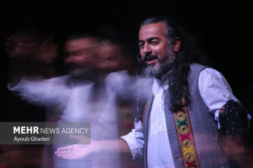 پرواز همای به خنیاشهر رسید هم صدایی با یک آهنگ