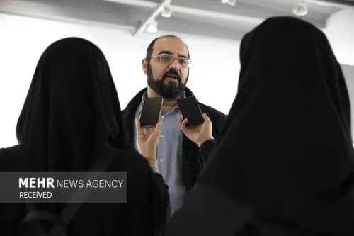 انتقاد DNA هنر است چرا کاریکاتوریست ها باید به عجله نیش بزنند؟