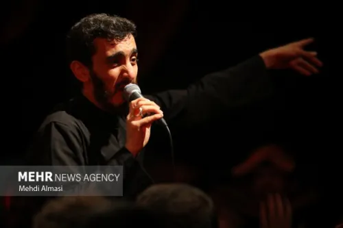 دیدم که جانم می رود در آستانه تشییع آقای شهید ایران دیدنی شد