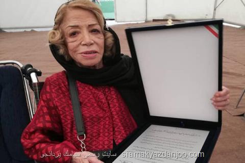 تشكر ایران درودی از افرادی كه در راه اندازی موزه اش سهیم بودند