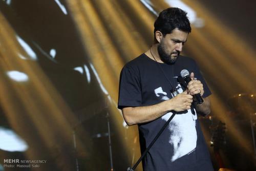 پیش فروش آلبوم هزار هیچ حامد بهداد شروع شد